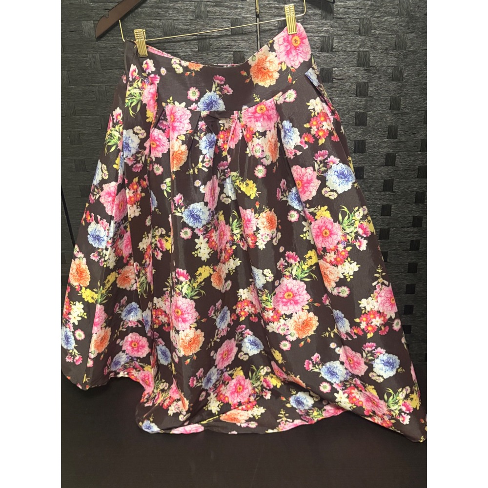Coachmen Women's tafata floral pattern round skirt NWT size L